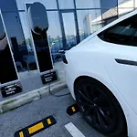 ومنتجع هيلز سراييفو كونغرس آند ثيرمال سبا 5* إليجا