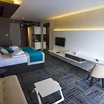 Hills Sarajevo Congress & Thermal Hotell 5*